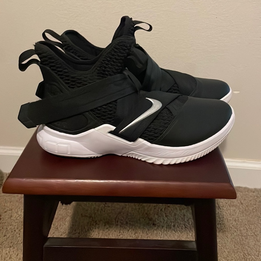 Nike Lebron Soldier 12s